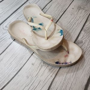 American Eagle flip flop